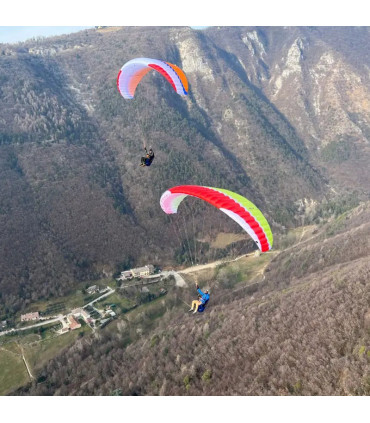 Gebrauchte Gleitschirm Kailash - 16 - RedWhite/Lime - UP Parapentes