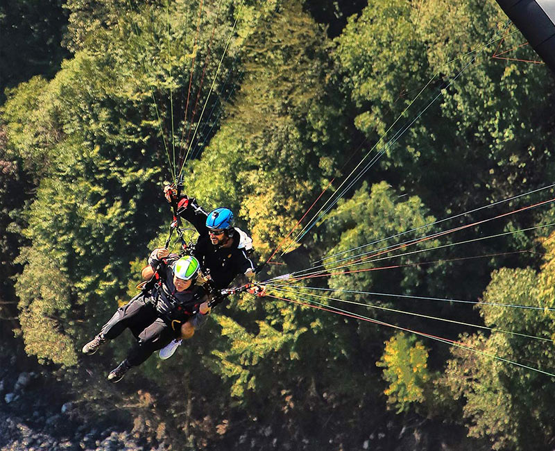 bapteme de parapente enfant a saint hilaire